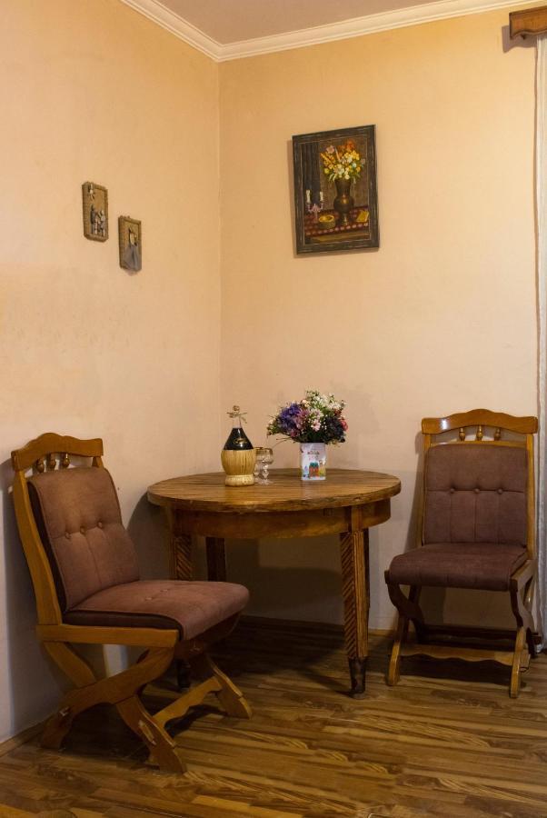 Nino'S Guest House تبليسي المظهر الخارجي الصورة